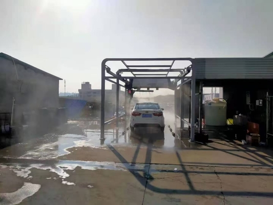 เครื่องล้างรถยนต์อัตโนมัติแบบไม่สัมผัสโลหะขนาด 7500*3500*3200 มม. AC380V 100Bar ระบบล้างรถแบบไม่สัมผัส